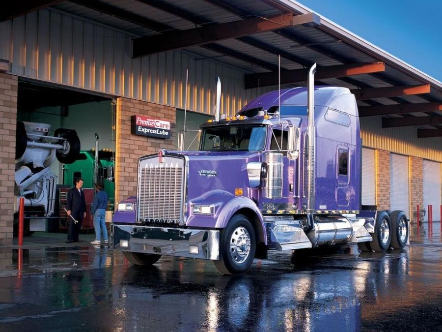  Kenworth W900L 2005 года  (фото 5 из 9)